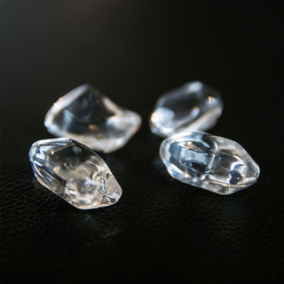 Dekorativa stenar- transparent kristall